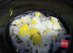 Illustration of how to make wakame tofu soup 5