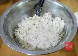 Whole wheat salt and pepper Illustration of how to make shell flower rolls 4