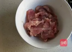 Illustration of how to make baby cabbage, seafood and mushroom meatball soup 2