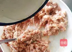 Illustration of how to make egg patty soup 3