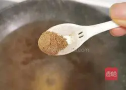 Illustration of how to make sour dragon noodles 11