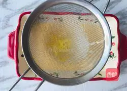 Illustration of how to make purple sweet potato and milk stewed eggs 5