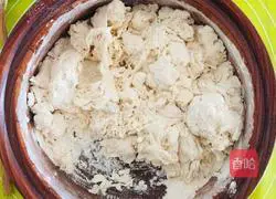 Illustration of how to make steamed buns with dried plums, vegetables and meat 2