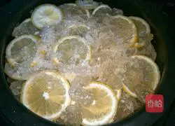 Illustration of how to make lemon paste for beauty and beauty 6