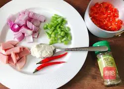 Illustration of how to make spicy tomato pasta 1