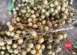 Illustration of how to make longan milk 2