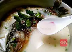 Illustration of how to make crucian carp tofu soup 13