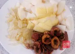 Therapeutic formula Lily, Hawthorn and Snow Pear Juice Recipe Illustration 2