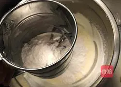 Nutritionist's improved formula: oil-free, sugar-free egg yolk biscuits, illustrations of how to make healthy snacks for children 8