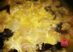 Illustration of how to make fresh wontons 10