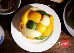 Illustration of how to make hydrangea steamed buns 17