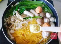 Cornmeal Fish Ball Mushroom Soup Recipe Illustration 13