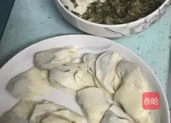 Illustration of how to make wontons 1