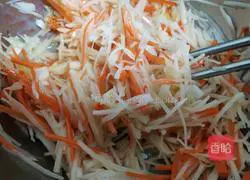 Illustration of how to make lotus root cake 2