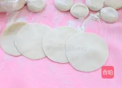 Illustration of how to make fresh meat buns (one-time fermentation method) 7