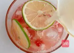 Salted carambola juice watermelon Illustration of how to make lemon drink 6