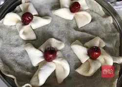 Illustration of how to make windmill steamed buns 14