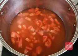 Illustration of how to make tomato, mushroom and tofu soup 3