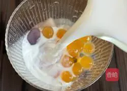 Illustration of how to make taro balls with milk 6