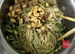 Illustration of how to make fragrant noodles 7