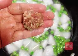 Illustration of how to make radish and meatball soup 12