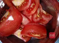 Illustration of how to make colorful braised noodles 3