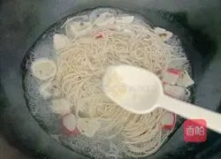 Illustration of braised noodles 7