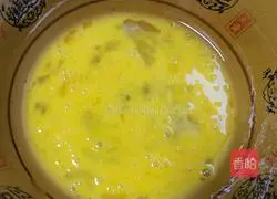 Illustration of how to make steamed eggs 1
