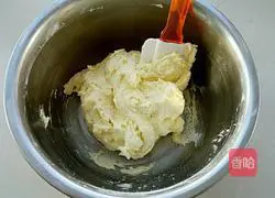 Illustration of how to make blueberry jam biscuits 6