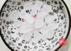 Illustration of Tremella Lotus Seed Soup 1