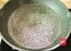 Illustration of how to make chicken breast with Cordyceps flowers 6