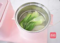 Illustration of how to make dumpling skin with oily noodles 5
