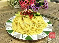 Illustration of Sichuan style cold noodles 12