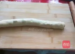 Home-style scallion pancake recipe 3