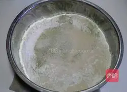 Illustration of how to make bean flour steamed buns 1