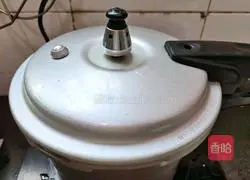 Pork bone and asparagus soup recipe 7