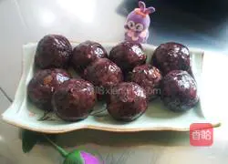 Illustration of how to make rhubarb rice and sticky bean buns 14