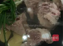 Pork ribs and lotus root Illustration of how to make soup (rice cooker) 1