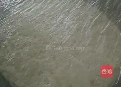 Illustration of how to make beef and radish stuffed buns 1