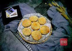 Illustration of how to make crispy sesame sugar biscuits 20