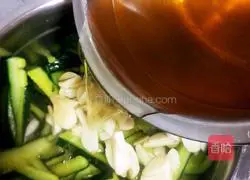 Illustration of how to make pickled cucumbers (no spicy) 14