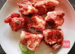 Illustration of how to make pumpkin spine pot 2