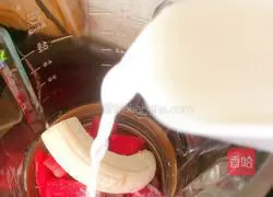 Watermelon Banana Milkshake Recipe Illustration 3