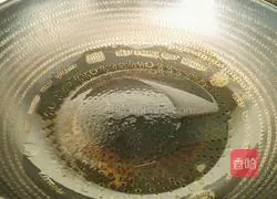 Illustration of the first recipe of frying milk-flavored hand skin 9