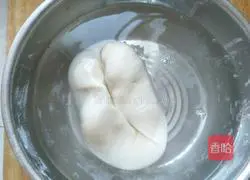 Illustration of how to make Northwest Liangpi 2