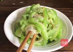 Illustration of how to make loofah noodles 13