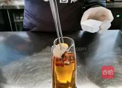 Illustration of how to make the anti-epidemic drink l Luo Han Guo Snow Pear Honey Water 6