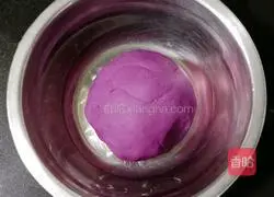 Illustration of how to make milk taro balls and mango sago 4