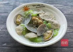 Clams Illustration of how to make loofah vermicelli soup 11