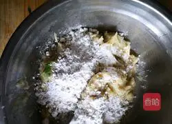 Illustration of how to make orange chicken balls 6